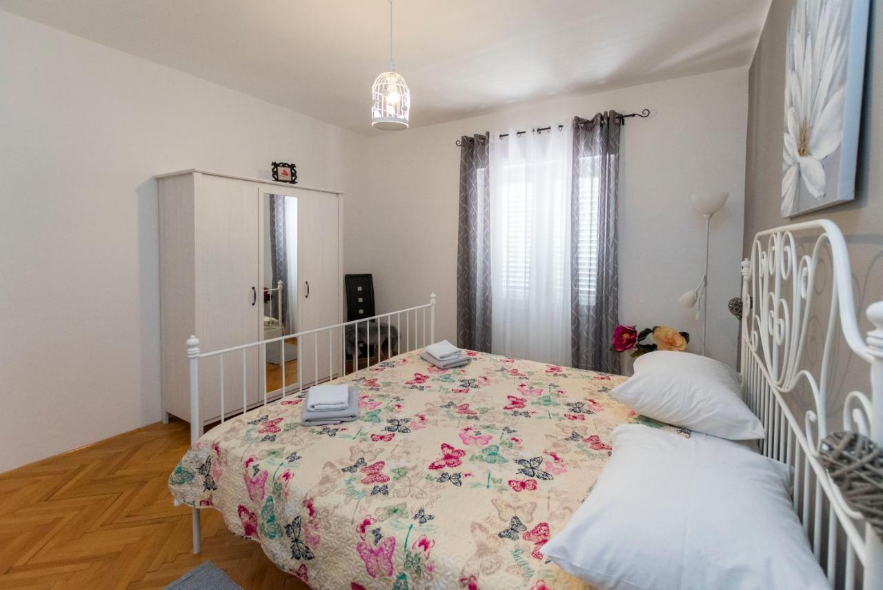 Apartments Zmika Primošten المظهر الخارجي الصورة