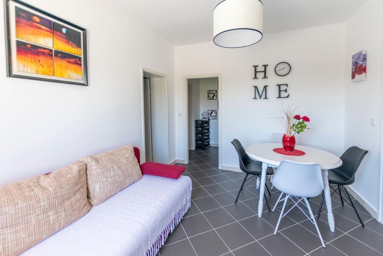 Apartments Zmika Primošten المظهر الخارجي الصورة